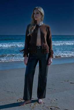 Anna 2 Black [Animate] [Midday to Sunset] [Day to Night] [Night to Day] [Day to Night]