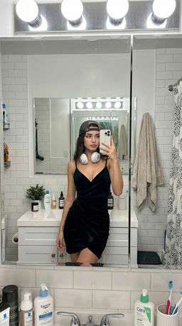 Petra - ASYMMETRIC TEXTURED BLOUSE - LIMITED EDITION + CONTRAST TRIM TROUSERS - Bathroom Mirror Selfie